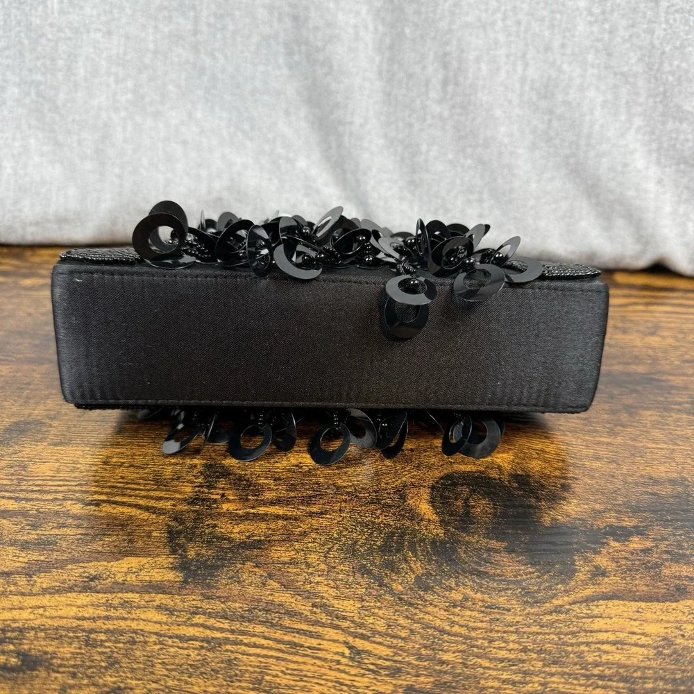 New York &‎ Co Sequin disc beaded evening bag